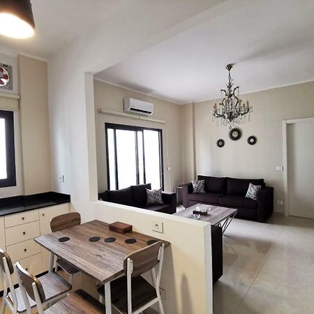 West House Apartments-Mar Mikhael Бейрут Екстер'єр фото